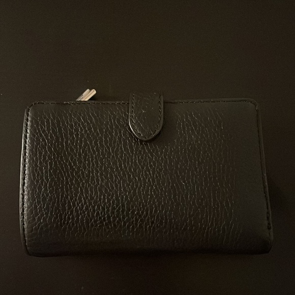 Black Kate Spade Wallet - Picture 2 of 5